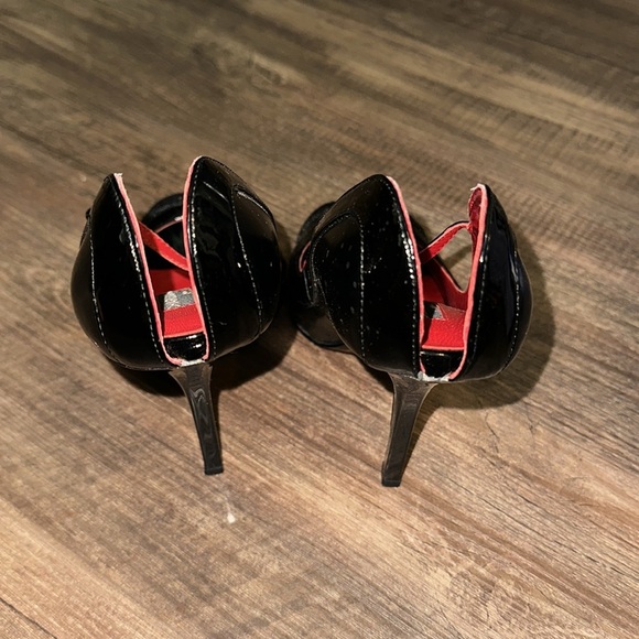 🌷VINTAGE CHARLES JOURDAN HEELS PEEP TOE AND PEEP HEELS IN SIZE 7.5 - Picture 2 of 5